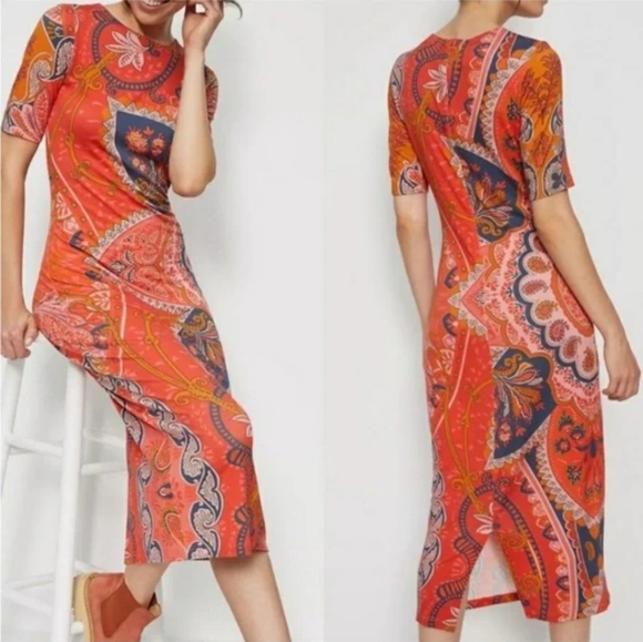 FARM Rio Dresses & Skirts - Farm Rio Giannina Knit Midi Dress